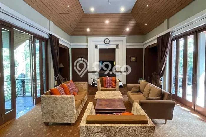 Rumah Mewah Dijual LT 2602m2 di Parongpong, Bandung Barat Rumah Mewah Dijual LT 2602m2 di Parongpong, Bandung Barat