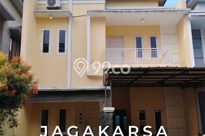 Dijual Rumah Strategis Bagus Punya 4 KT di Jagakarsa Jakarta Selatan SHM Dijual Rumah Strategis Bagus Punya 4 KT di Jagakarsa Jakarta Selatan SHM