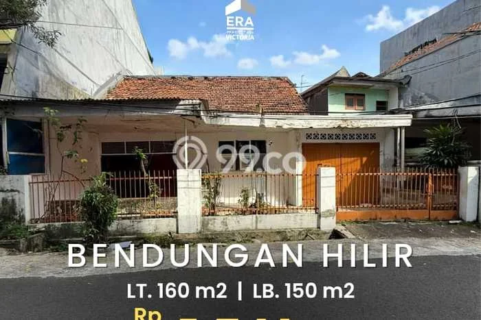 For Sale! Luxury House LT 160m2 Desain Elegan di Bendungan Hilir For Sale! Luxury House LT 160m2 Desain Elegan di Bendungan Hilir