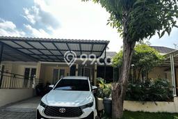 Rumah Modern 3 KT di Citraland Surabaya Semi Furnished Rumah Modern 3 KT di Citraland Surabaya Semi Furnished