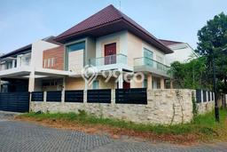 Rumah Luxury Modern Siap Huni di Citraland Surabaya Rumah Luxury Modern Siap Huni di Citraland Surabaya