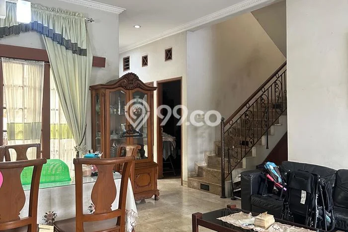 Jual Rumah Mewah Megah Dengan View Eksklusif di Rawamangun, Jakarta Timur Jual Rumah Mewah Megah Dengan View Eksklusif di Rawamangun, Jakarta Timur