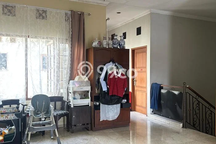 Jual Rumah Mewah Megah Dengan View Eksklusif di Rawamangun, Jakarta Timur Jual Rumah Mewah Megah Dengan View Eksklusif di Rawamangun, Jakarta Timur