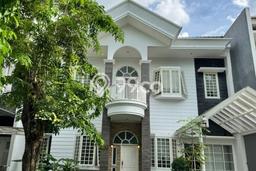 Rumah Mewah Dijual LT 216m2 di Mulyosari, Surabaya Rumah Mewah Dijual LT 216m2 di Mulyosari, Surabaya