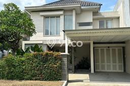 Rumah Mewah LB 330m2 Siap Huni Desain Elegan di Citraland, Surabaya Rumah Mewah LB 330m2 Siap Huni Desain Elegan di Citraland, Surabaya