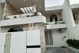 HARGA TERBAIK! Vila di , Area 260m2m², Lokasi Strategis HARGA TERBAIK! Vila di , Area 260m2m², Lokasi Strategis
