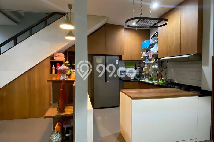 Rumah Modern 3 KT di Kerobokan Kaja Badung Semi Furnished Rumah Modern 3 KT di Kerobokan Kaja Badung Semi Furnished
