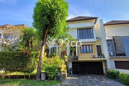 PROMO SPESIAL! Rumah Ready Stock di Denpasar Barat, Denpasar, LT 296m2m² Bangunan 310m2m² PROMO SPESIAL! Rumah Ready Stock di Denpasar Barat, Denpasar, LT 296m2m² Bangunan 310m2m²