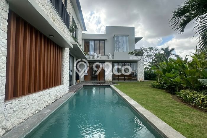 LOKASI TERBAIK! Vila di , Ukuran 389m2m², Lingkungan Asri dan nyaman LOKASI TERBAIK! Vila di , Ukuran 389m2m², Lingkungan Asri dan nyaman