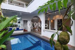 KESEMPATAN EMAS! Vila Kawasan , Dimensi 147m2m², Lingkungan Eksklusif dengan keamanan terjamin KESEMPATAN EMAS! Vila Kawasan , Dimensi 147m2m², Lingkungan Eksklusif dengan keamanan terjamin