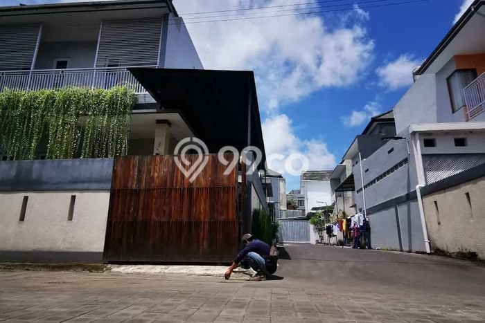 Rumah Luas Asri 2 KT Siap Pakai di Ubung Denpasar Rumah Luas Asri 2 KT Siap Pakai di Ubung Denpasar