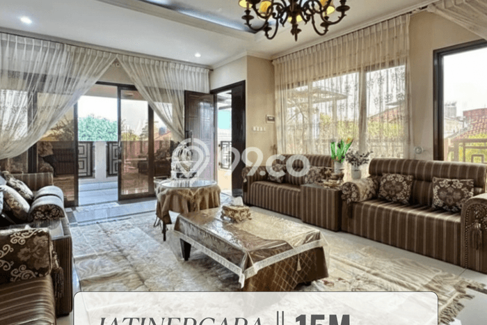 Hunian Mewah Dijual LT 570m2 di Jatinegara, Jakarta Timur Hunian Mewah Dijual LT 570m2 di Jatinegara, Jakarta Timur