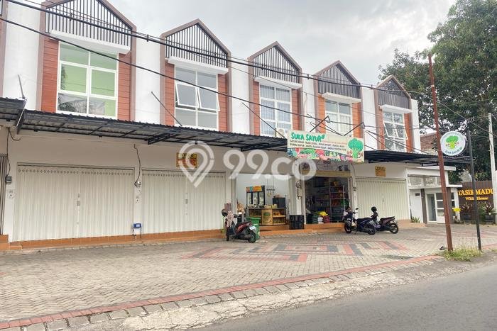 Ruko Bagus Dijual LB 80m2 Lokasi Strategis Malang Area Cocok untuk Bisnis Ruko Bagus Dijual LB 80m2 Lokasi Strategis Malang Area Cocok untuk Bisnis