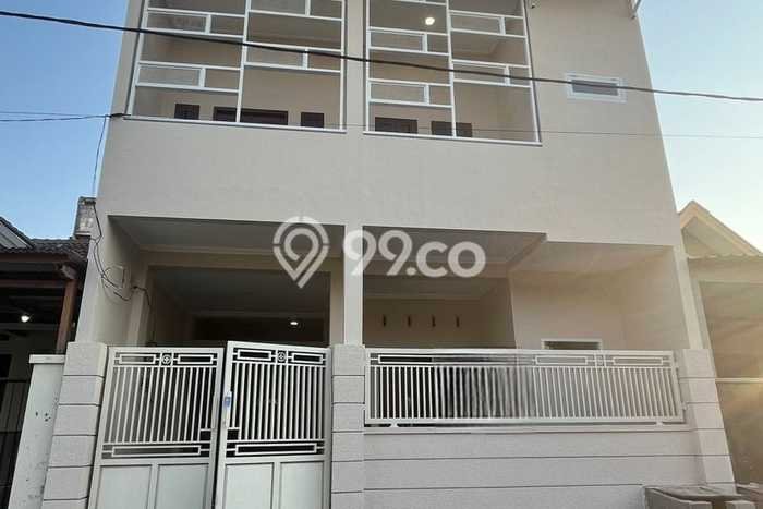 Hunian Cantik Modern Lb 127m2 di Gedangan, Sidoarjo Hunian Cantik Modern Lb 127m2 di Gedangan, Sidoarjo
