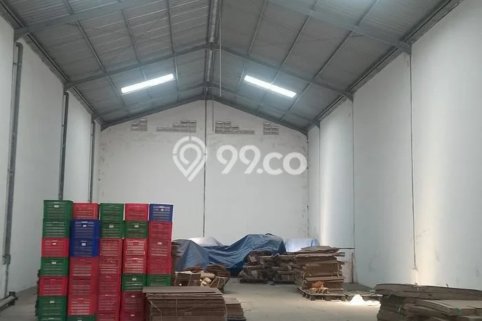 Gudang Dijual di Waru LT 430m2, LB 430m2 Solusi Investasi Cerdas Gudang Dijual di Waru LT 430m2, LB 430m2 Solusi Investasi Cerdas