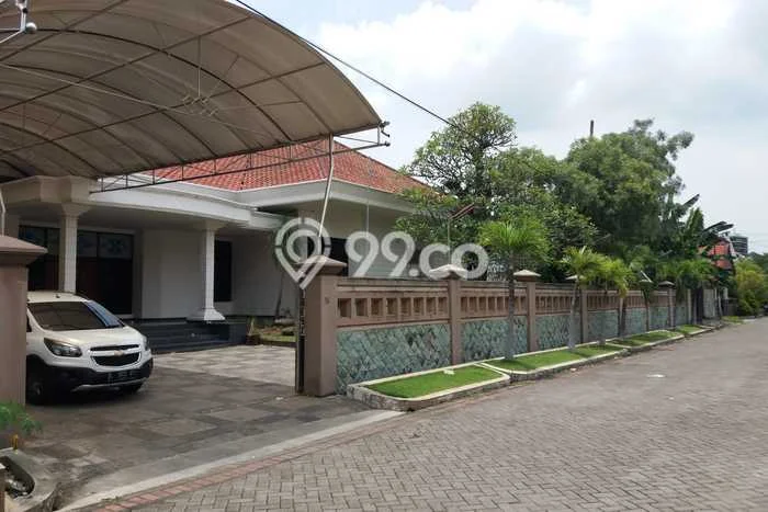 Siap Huni Rumah Mewah 5 Kamar di Gubeng Dekat ke Mana Pun Siap Huni Rumah Mewah 5 Kamar di Gubeng Dekat ke Mana Pun