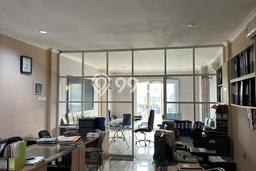 Ruko Dijual di Bekasi LT 90m2 & LB 250m2 Lokasi Terbaik! Ruko Dijual di Bekasi LT 90m2 & LB 250m2 Lokasi Terbaik!