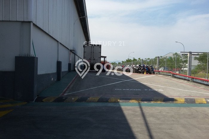 Gudang Bagus Dijual LB 4267m2 Lokasi Strategis Bekasi Area Cocok untuk Bisnis Gudang Bagus Dijual LB 4267m2 Lokasi Strategis Bekasi Area Cocok untuk Bisnis