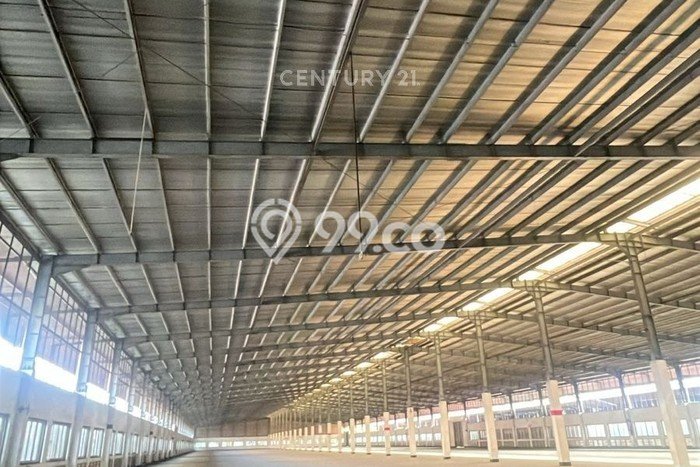 Unit Gudang disewakan di Karawang Timur Karawang dengan LT 500000m2 / LB 10000m2 Unit Gudang disewakan di Karawang Timur Karawang dengan LT 500000m2 / LB 10000m2
