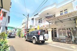 Ready to Use! Premium House LT 147m2 Desain Elegan di Rawamangun Ready to Use! Premium House LT 147m2 Desain Elegan di Rawamangun