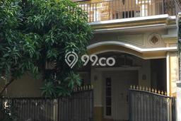 Ready to Use! Luxury House LT 160m2 Desain Modern di Bambu Apus Ready to Use! Luxury House LT 160m2 Desain Modern di Bambu Apus