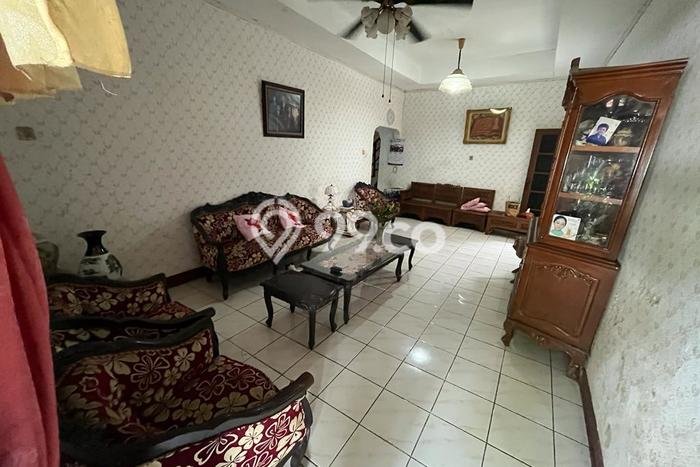 Siap Huni Rumah Mewah 4 Kamar di Ciracas Dekat ke Mana Saja Siap Huni Rumah Mewah 4 Kamar di Ciracas Dekat ke Mana Saja
