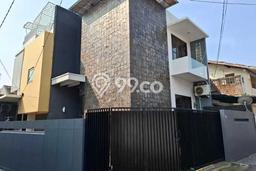 Best Deal Hunian Premium Ideal dan Luas di Tebet, Jakarta Selatan Best Deal Hunian Premium Ideal dan Luas di Tebet, Jakarta Selatan