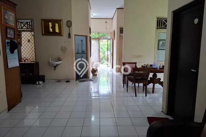 Ready to Use! Luxury House LT 500m2 Desain Elegan di Jatibening Ready to Use! Luxury House LT 500m2 Desain Elegan di Jatibening