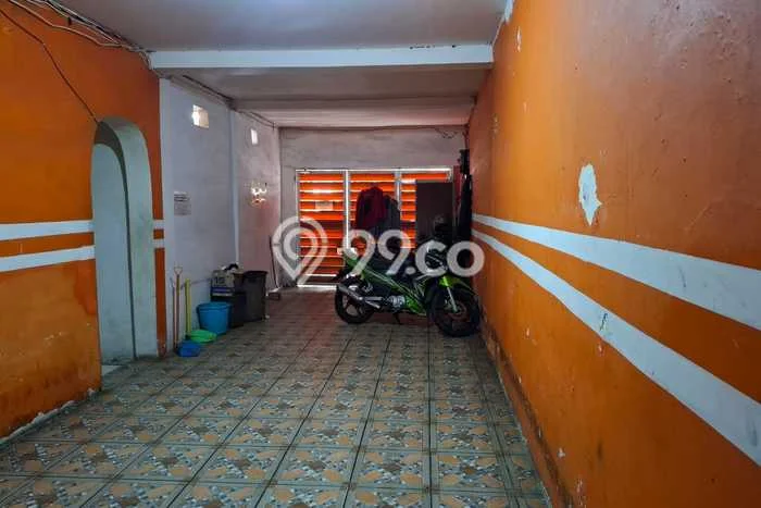 Rumah Modern 10 KT di Ragunan Jakarta Selatan Rumah Modern 10 KT di Ragunan Jakarta Selatan