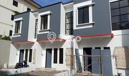 PROPERTI UNGGULAN! Rumah di Renon, 2 KT, Lingkungan Premium, Luas 60m² Bangunan 75m² PROPERTI UNGGULAN! Rumah di Renon, 2 KT, Lingkungan Premium, Luas 60m² Bangunan 75m²