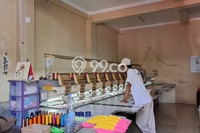 Untuk Dijual Ruko di Pasar Kliwon Solo LT 98m2 / LB 185m2 Untuk Dijual Ruko di Pasar Kliwon Solo LT 98m2 / LB 185m2