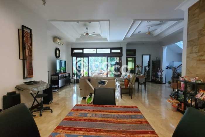 Hunian Elit LB 600m2 Siap Pakai Desain Elegan di Kemang, Jakarta Selatan Hunian Elit LB 600m2 Siap Pakai Desain Elegan di Kemang, Jakarta Selatan