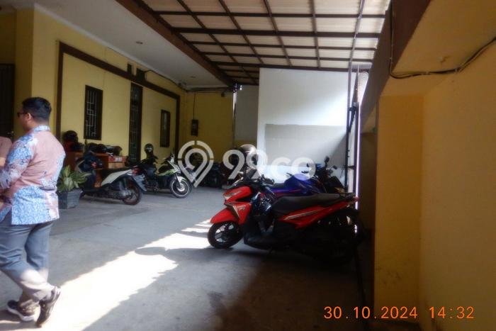 Unit Kost Dijual di Grogol dengan 3 Kamar Kawasan Strategis Unit Kost Dijual di Grogol dengan 3 Kamar Kawasan Strategis