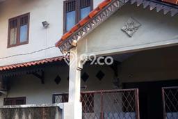 Rumah Luxury Modern Tanpa Renovasi di Rawamangun Jakarta Timur Rumah Luxury Modern Tanpa Renovasi di Rawamangun Jakarta Timur