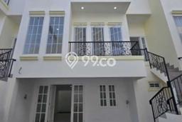 Rumah Luxury Modern Siap Huni di Rawamangun Jakarta Timur Rumah Luxury Modern Siap Huni di Rawamangun Jakarta Timur