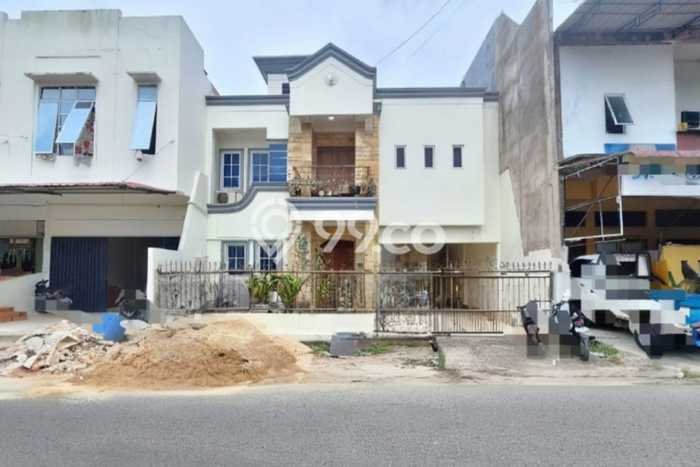 Rumah Minimalis 3 KT LT 150m2 di Batam Centre Rumah Minimalis 3 KT LT 150m2 di Batam Centre