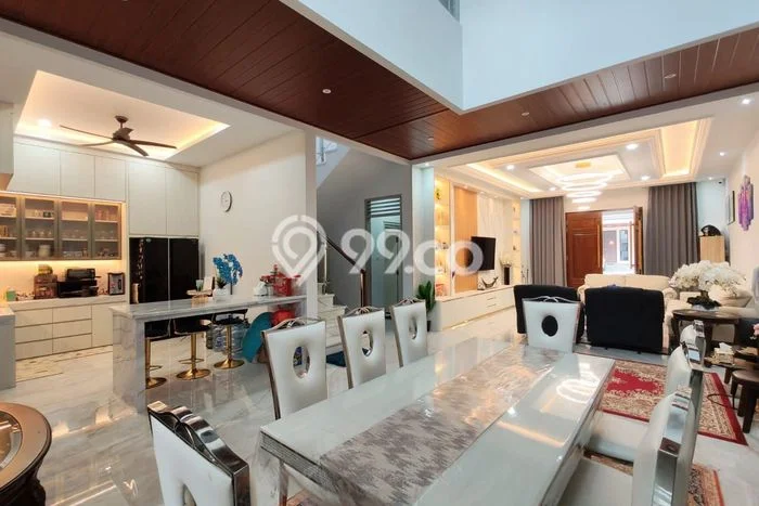 Rumah LB 285m2m² Dekat dengan Akses Transportasi, Batam - Lokasi Premium Rumah LB 285m2m² Dekat dengan Akses Transportasi, Batam - Lokasi Premium