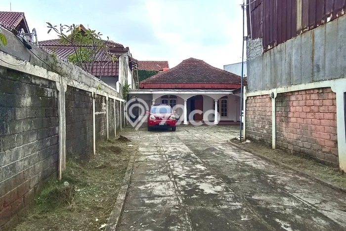 RECOMMENDED! Rumah di Jagakarsa, 3 KM, Lokasi Strategis, LT 487m2m² Bangunan 200m2m² RECOMMENDED! Rumah di Jagakarsa, 3 KM, Lokasi Strategis, LT 487m2m² Bangunan 200m2m²