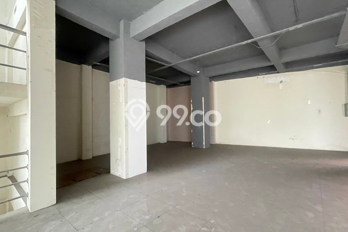 Unit Kantor Paling Strategis di Kebayoran Baru Jakarta Selatan dengan LB 2000m2 Unit Kantor Paling Strategis di Kebayoran Baru Jakarta Selatan dengan LB 2000m2