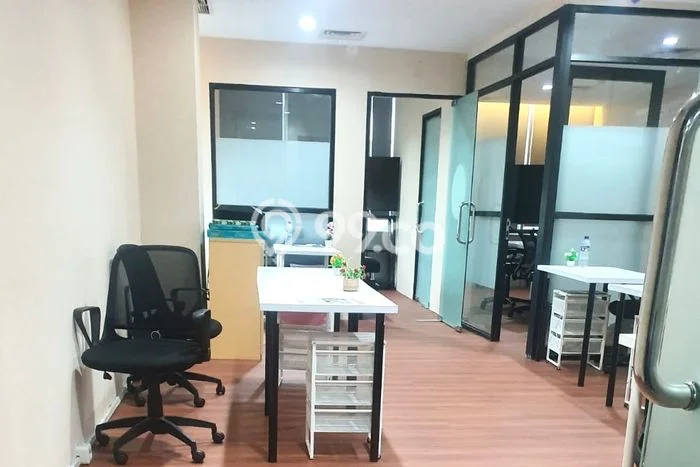 Unit Kantor Disewakan di Kemang di Area Ramai & Strategis Unit Kantor Disewakan di Kemang di Area Ramai & Strategis