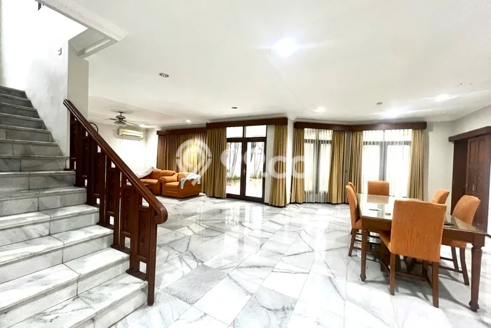 For Sale! Premium House LT 557m2 Desain Elegan di Antasari For Sale! Premium House LT 557m2 Desain Elegan di Antasari