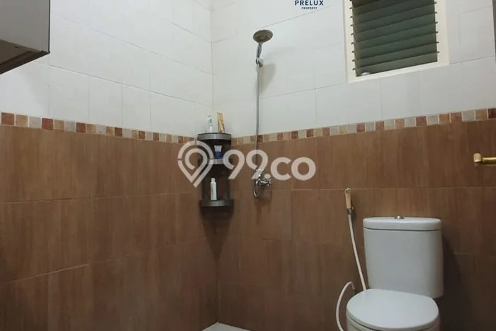Siap Huni Hunian Elit 5 Kamar di Kebayoran Baru Dekat ke Mana Pun Siap Huni Hunian Elit 5 Kamar di Kebayoran Baru Dekat ke Mana Pun