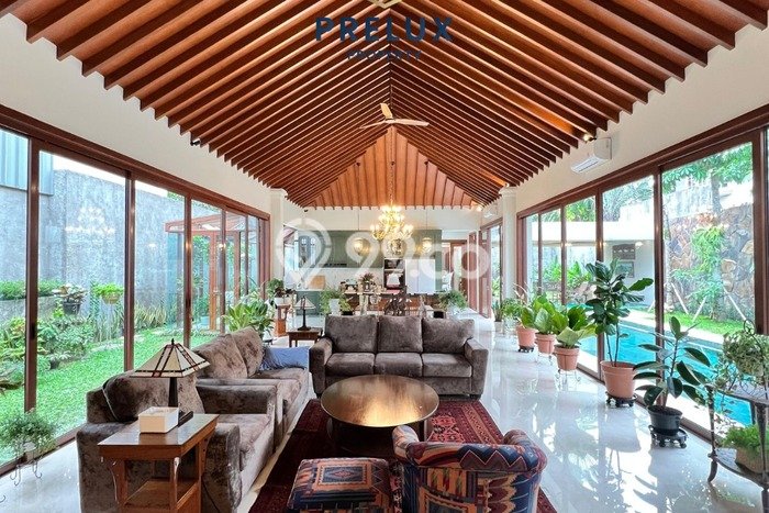 Jual Rumah Luas Elegan Dengan View Cantik di Cipete, Jakarta Selatan Jual Rumah Luas Elegan Dengan View Cantik di Cipete, Jakarta Selatan