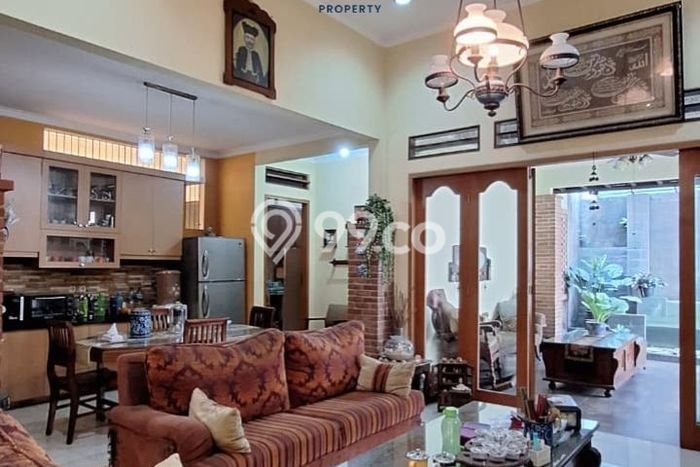 Jual Rumah Luas Elegan Dengan View Eksklusif di Tanah Kusir, Jakarta Selatan Jual Rumah Luas Elegan Dengan View Eksklusif di Tanah Kusir, Jakarta Selatan