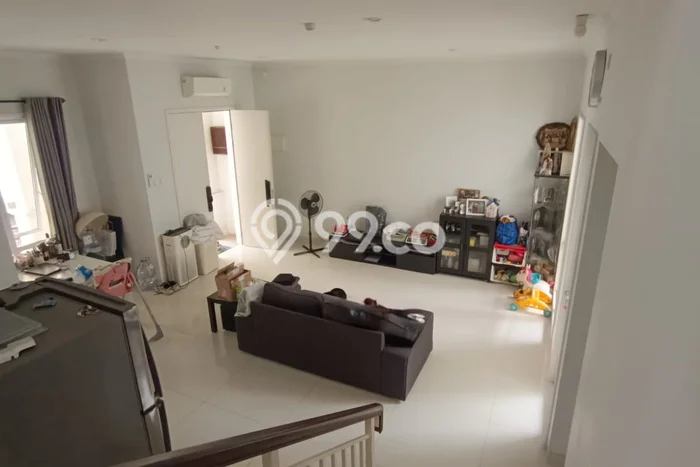Jarang Ada! Rumah Sewa 3 Kamar Bagus Siap Huni Gading Serpong Jarang Ada! Rumah Sewa 3 Kamar Bagus Siap Huni Gading Serpong