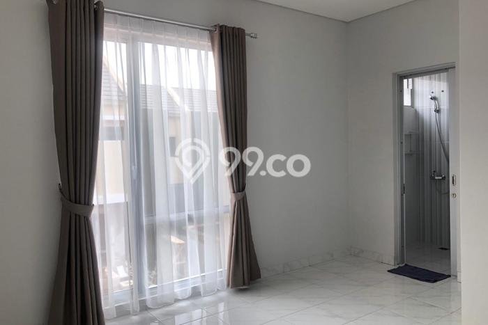 Disewakan! Rumah 2 Kamar Tidur &
2 Kamar Mandi di Gading Serpong, Tangerang Disewakan! Rumah 2 Kamar Tidur &
2 Kamar Mandi di Gading Serpong, Tangerang