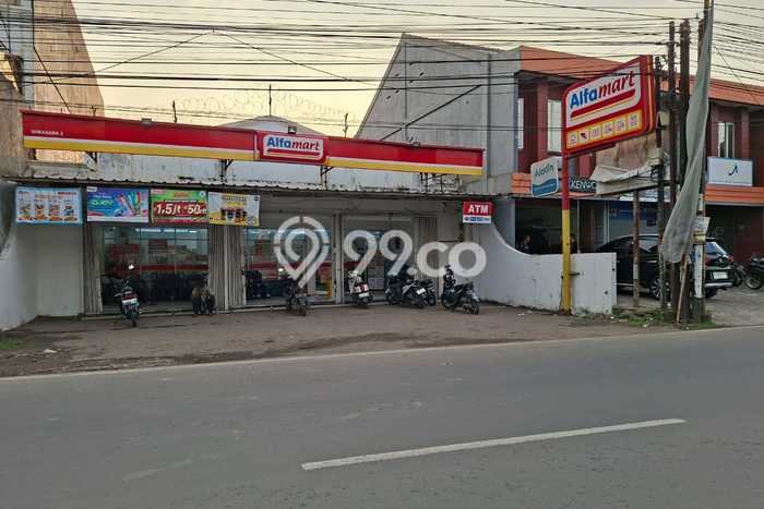 Ruko Dijual di Karawang Barat LT 387m2, LB 387m2 untuk Investasi Ruko Dijual di Karawang Barat LT 387m2, LB 387m2 untuk Investasi