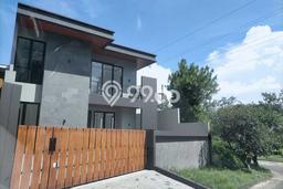 Disewakan! Rumah 4 Kamar Tidur &
3 Kamar Mandi di Pondok Hijau, Bandung Disewakan! Rumah 4 Kamar Tidur &
3 Kamar Mandi di Pondok Hijau, Bandung