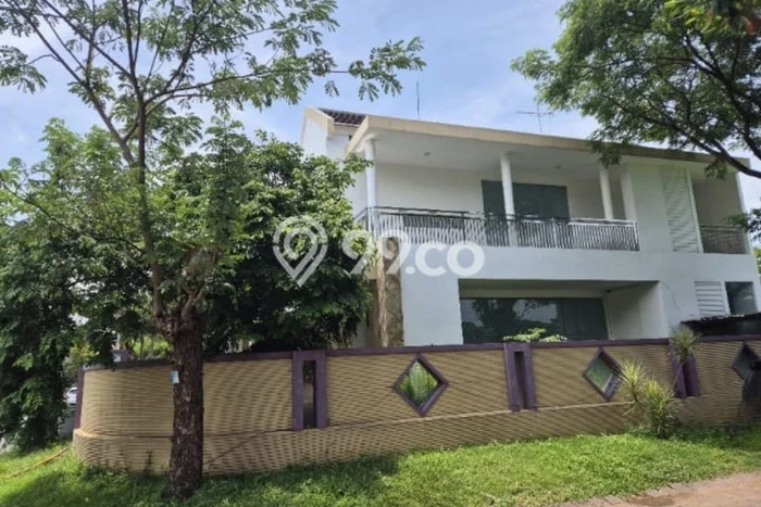 For Sale! Premium House LT 229m2 Desain Elegan di Pakuwon City For Sale! Premium House LT 229m2 Desain Elegan di Pakuwon City