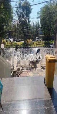 Disewakan Ruko komersial di Rungkut luas bangunan 800m2 Disewakan Ruko komersial di Rungkut luas bangunan 800m2